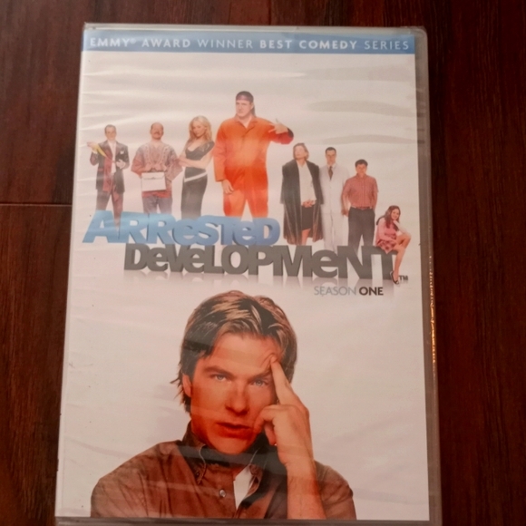 ARRESTED DEVELOPMENT Complete Season One on DVD - Picture 1 of 2